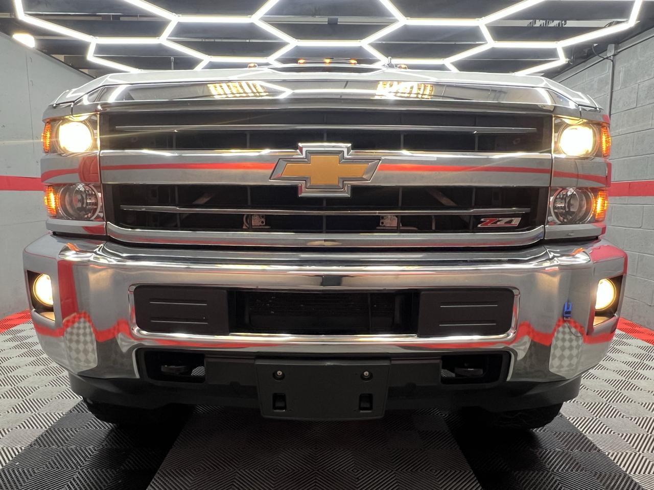chevrolet silverado 2500hd 2018 1GC1KVEG7JF265126 image chevrolet silverado 2500hd 2018 1GC1KVEG7JF265126 image